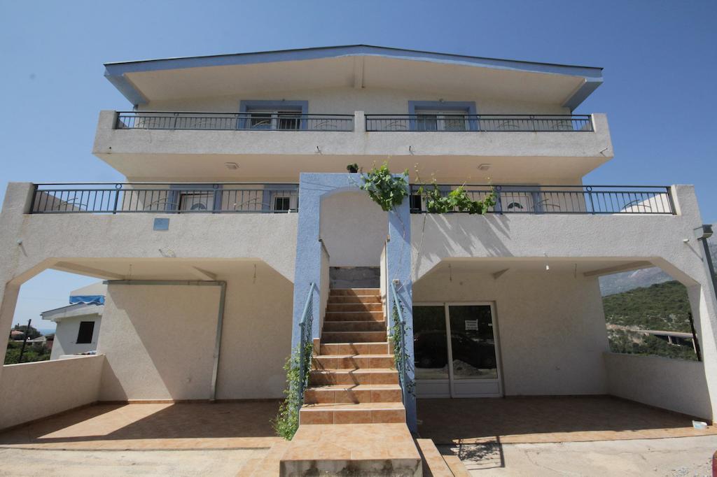 Apartments Ajla Utjeha-Bušat Extérieur photo