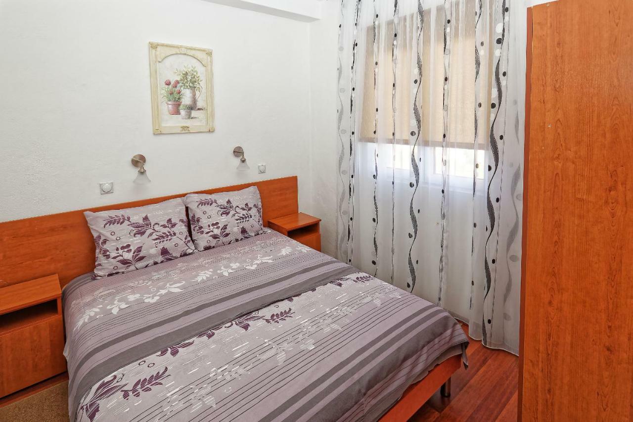 Apartments Ajla Utjeha-Bušat Extérieur photo