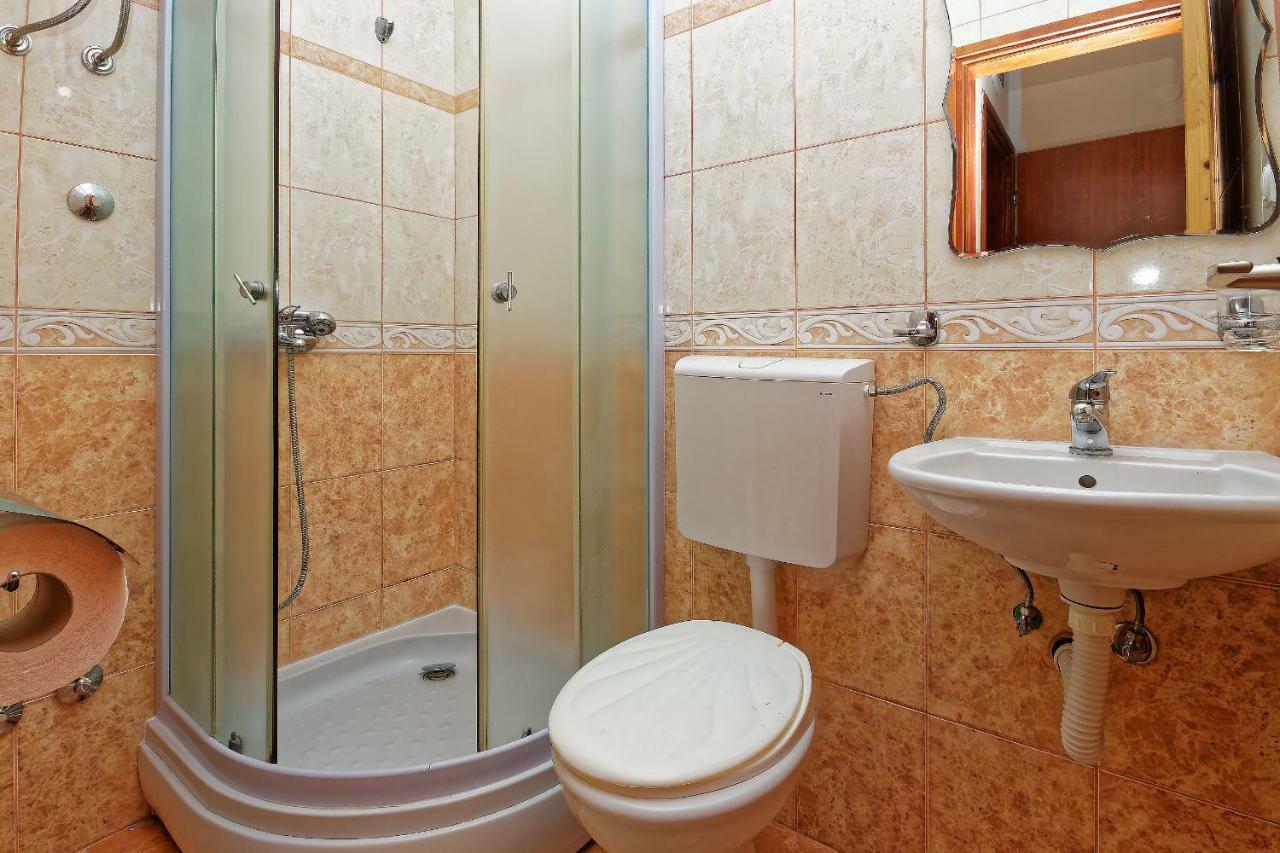 Apartments Ajla Utjeha-Bušat Extérieur photo
