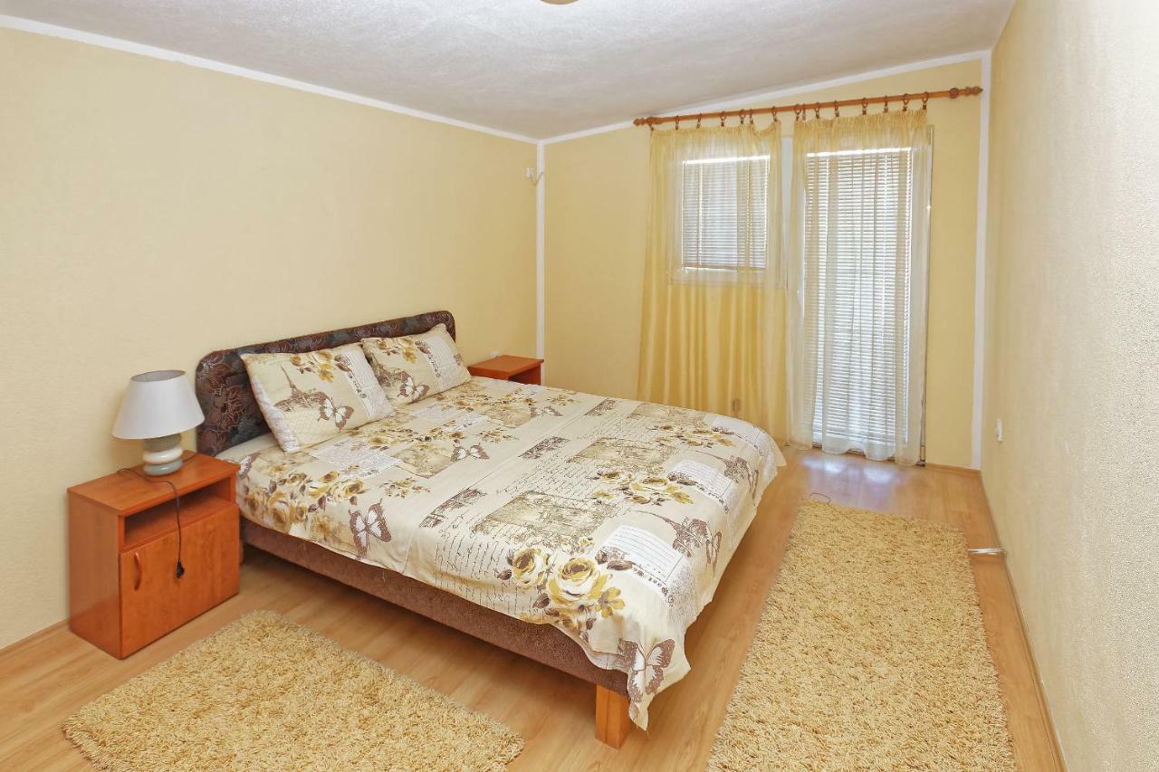 Apartments Ajla Utjeha-Bušat Extérieur photo