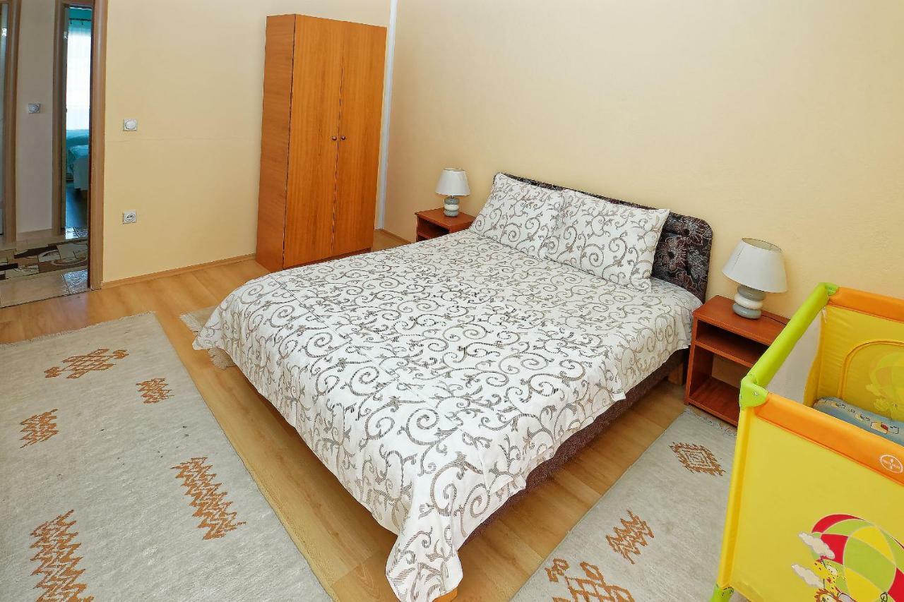 Apartments Ajla Utjeha-Bušat Extérieur photo