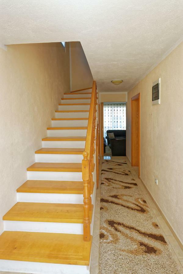 Apartments Ajla Utjeha-Bušat Extérieur photo