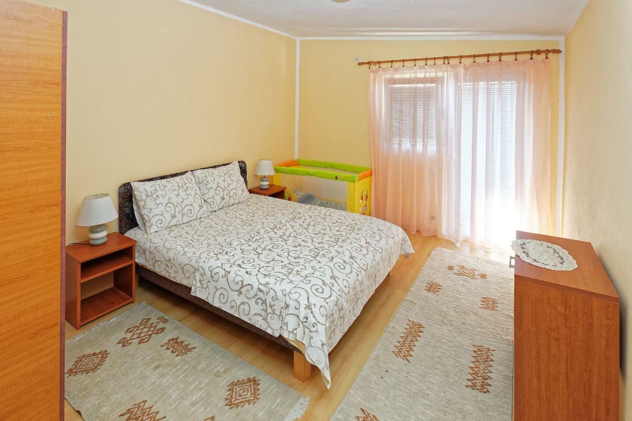 Apartments Ajla Utjeha-Bušat Extérieur photo